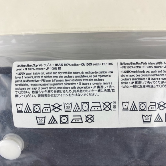 Gap Kids 2 Piece DC Comics Batman Long Sleeve Pajama Set Size 10 NEW - Picture 6 of 6